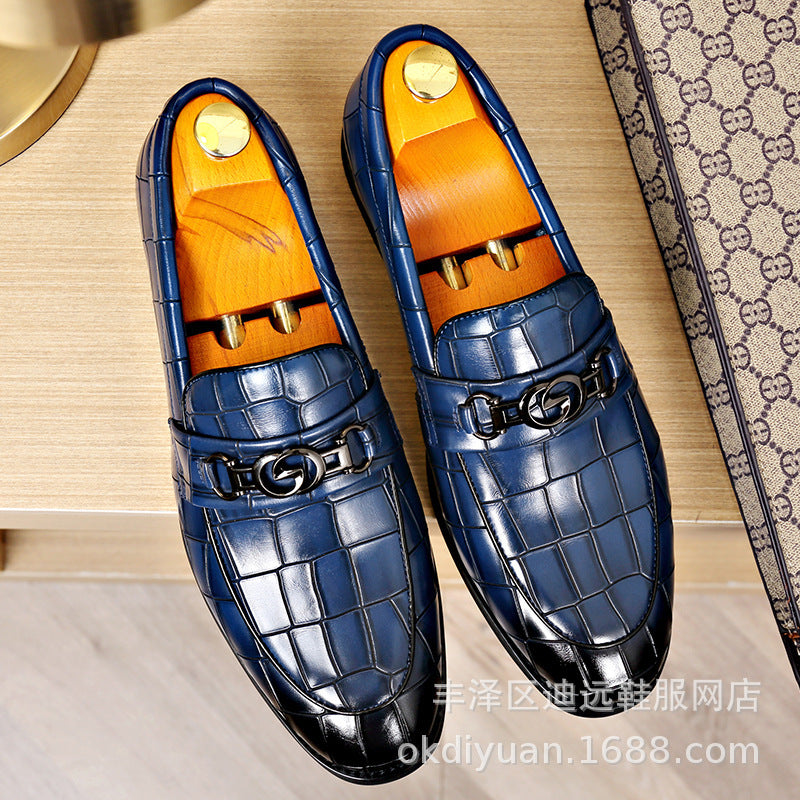 Men's Leather Shoes with Metallic Bits - Business Casual Style