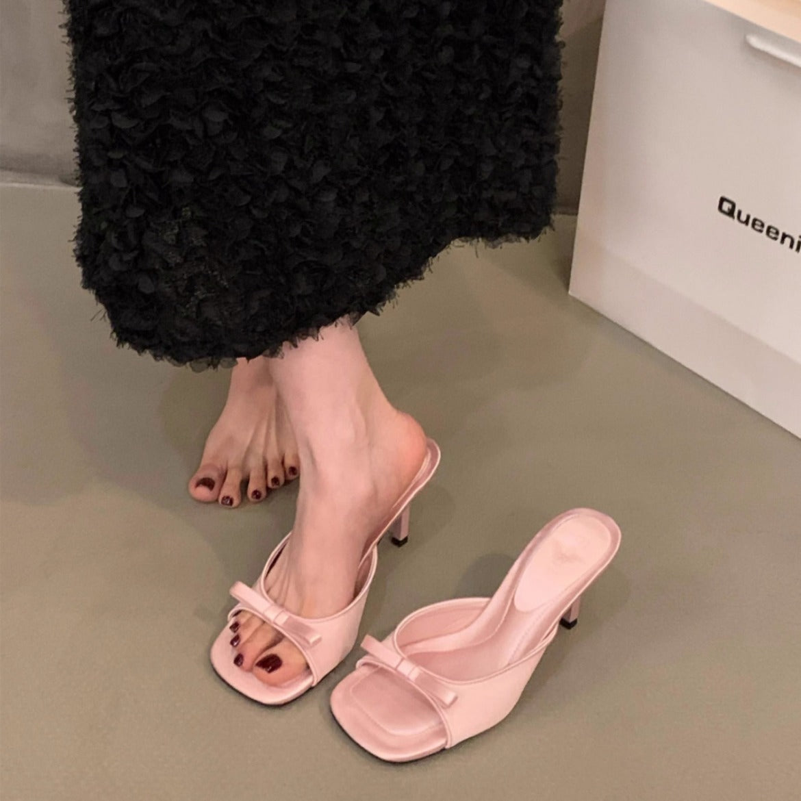 Mules de mujer con lazo, tacón de aguja y punta cuadrada - Elegante y chic