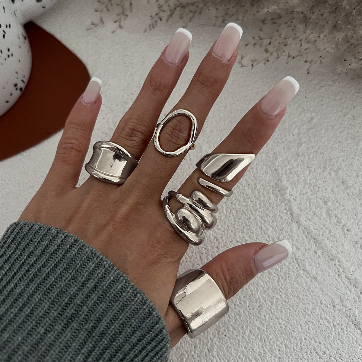 Anillo abierto geométrico irregular - Estilo moderno