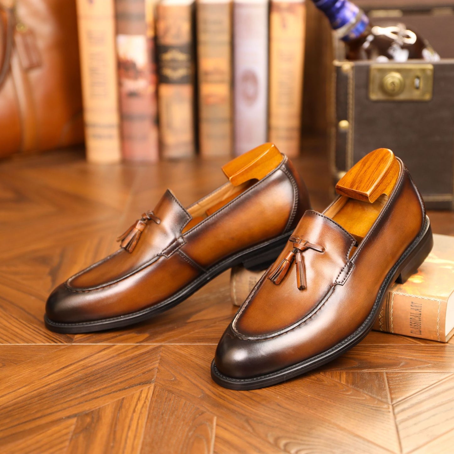Men's British Style Tassel Leather Loafers - Elegant High End