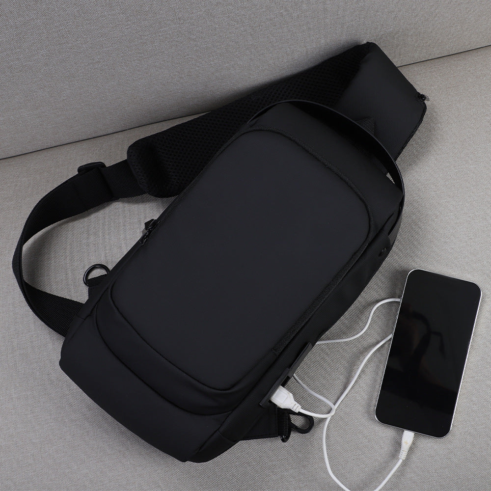 Bolso de hombro con cargador integrado