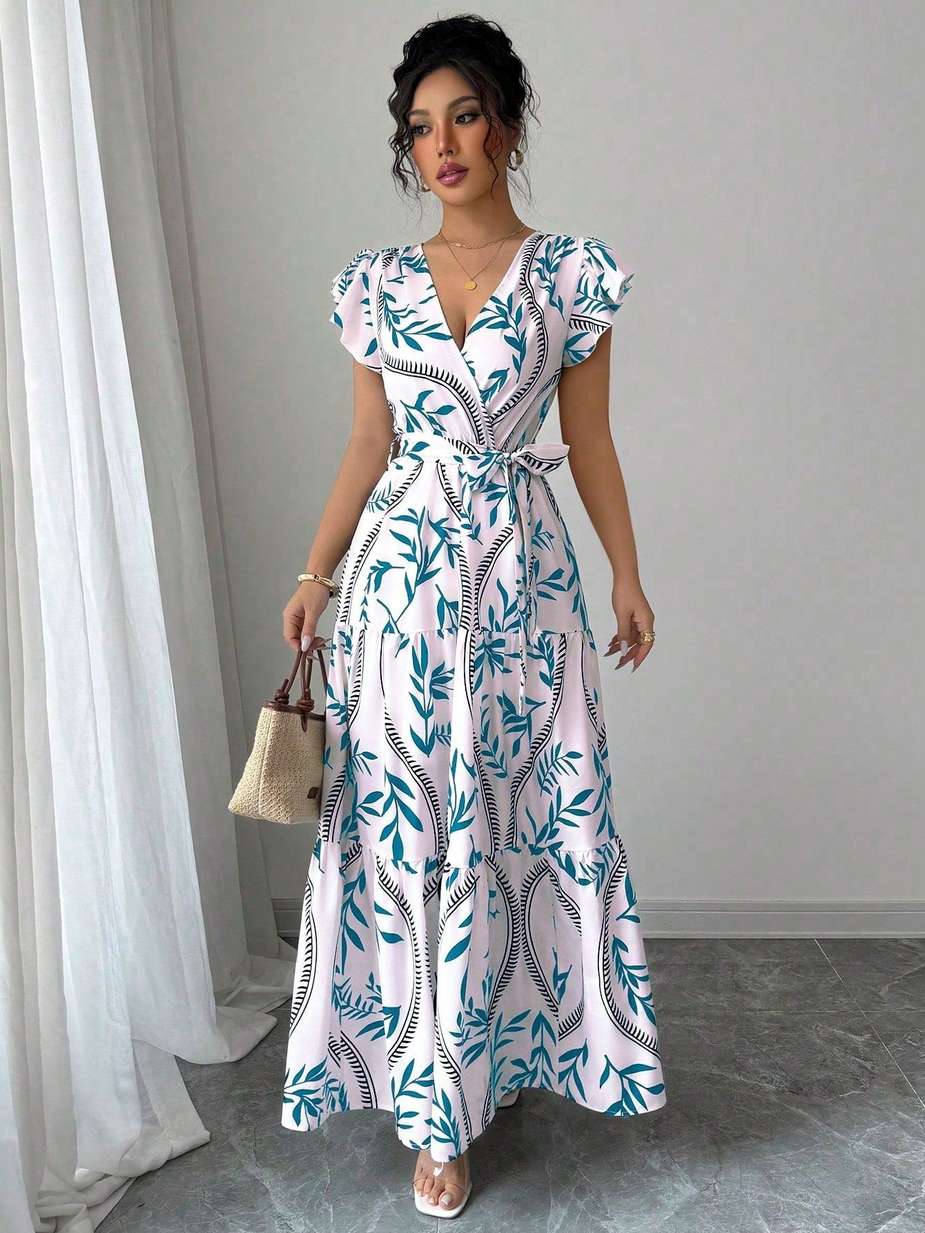 Robe Femme Florale Manches Courtes - Coupe Évasée Élégante