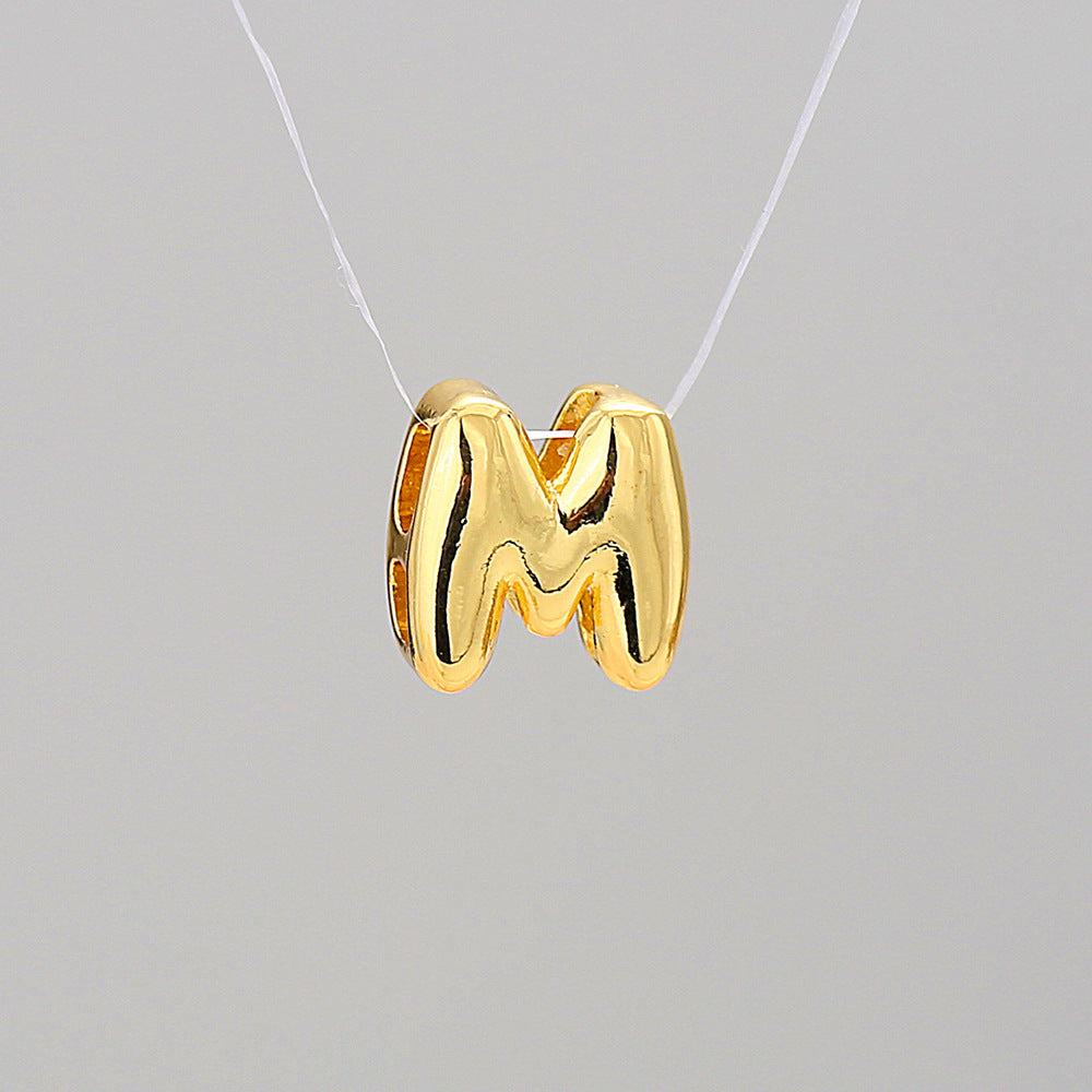 Collar con el alfabeto de acero inoxidable de 8 g: 26 letras personalizables