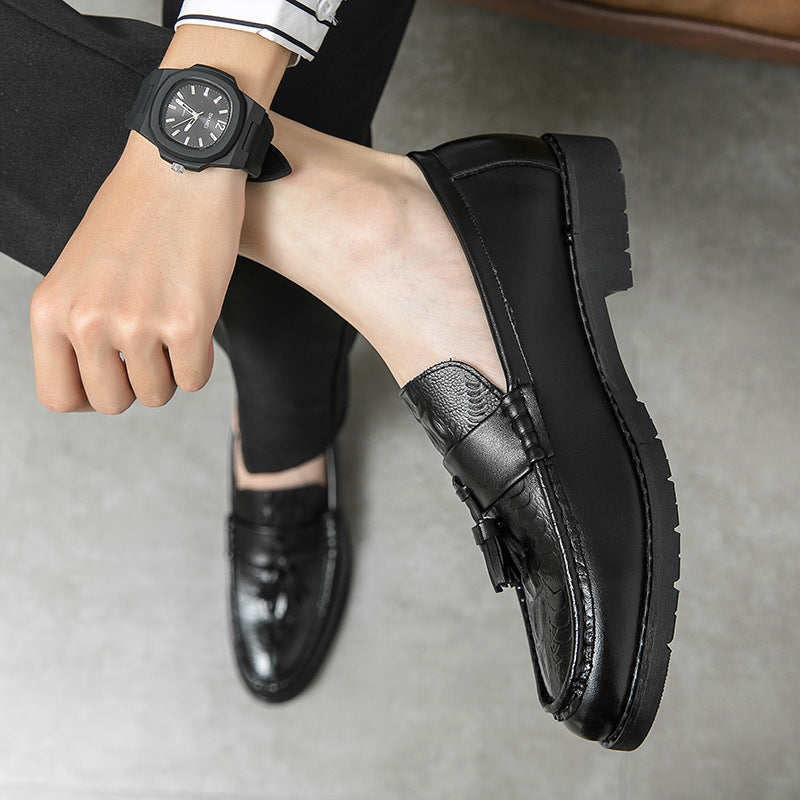 Men's Leather Tassel Pointed Toe Shoes - Casual Elegant