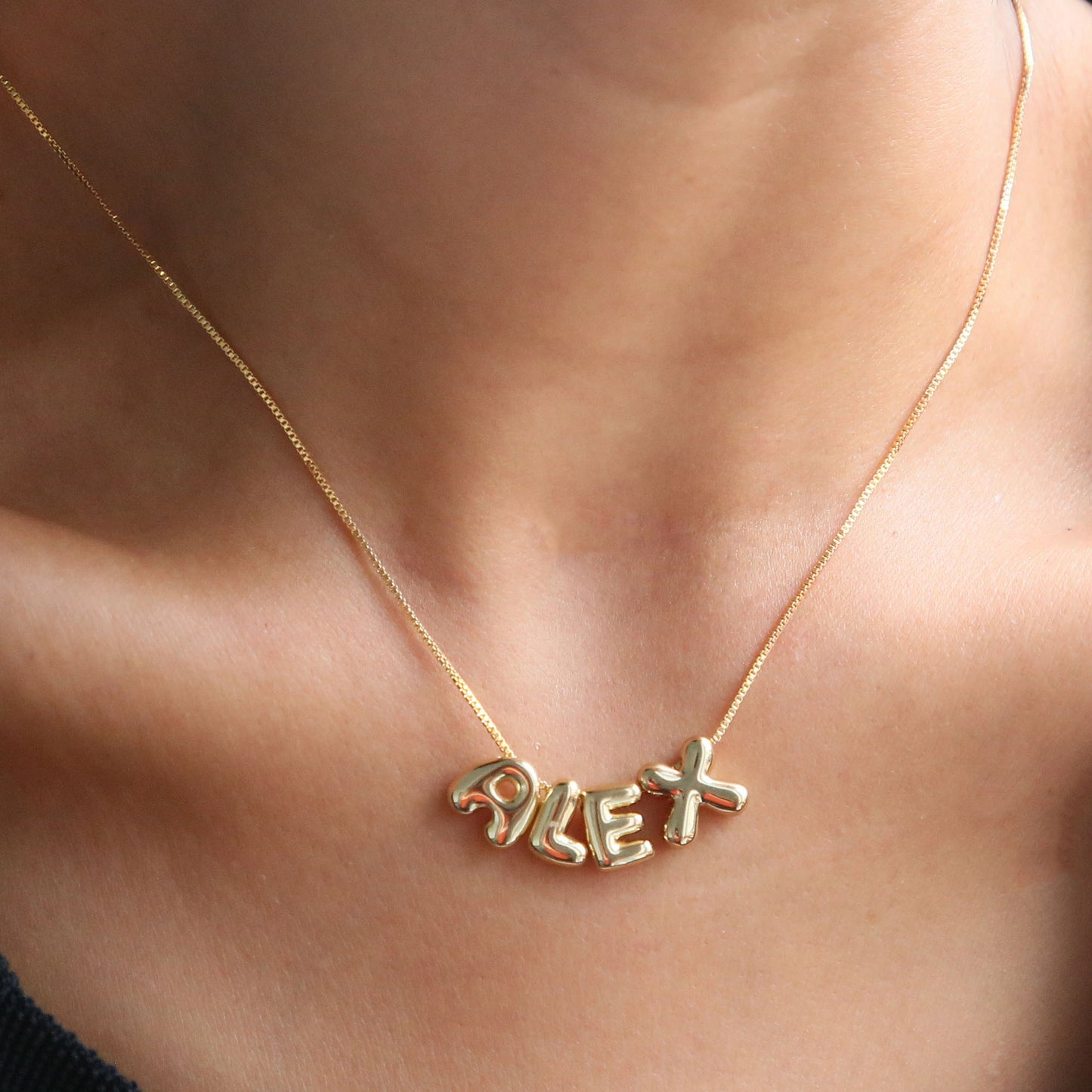Collar con el alfabeto de acero inoxidable de 8 g: 26 letras personalizables