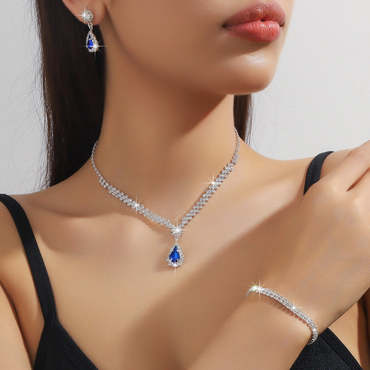 Water Drop Jewelry Set - 35g Rhinestone Necklace and Earrings | SADJÉ