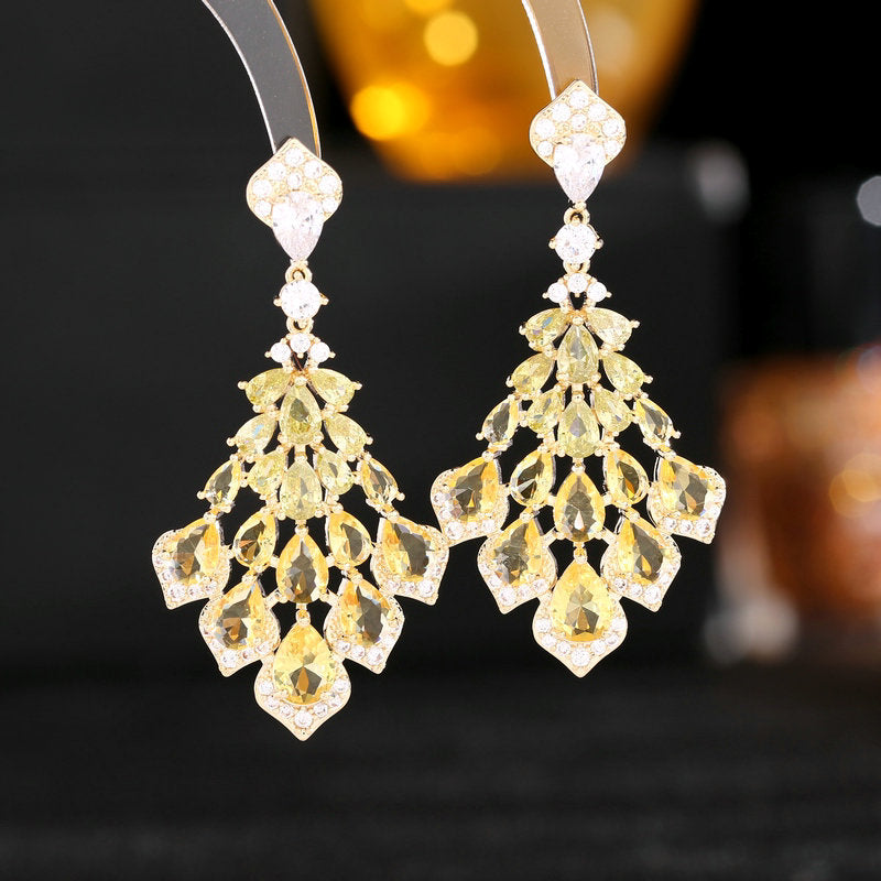 Pendientes de circón con forma de gota de agua (33 g) - Diseño de pétalos