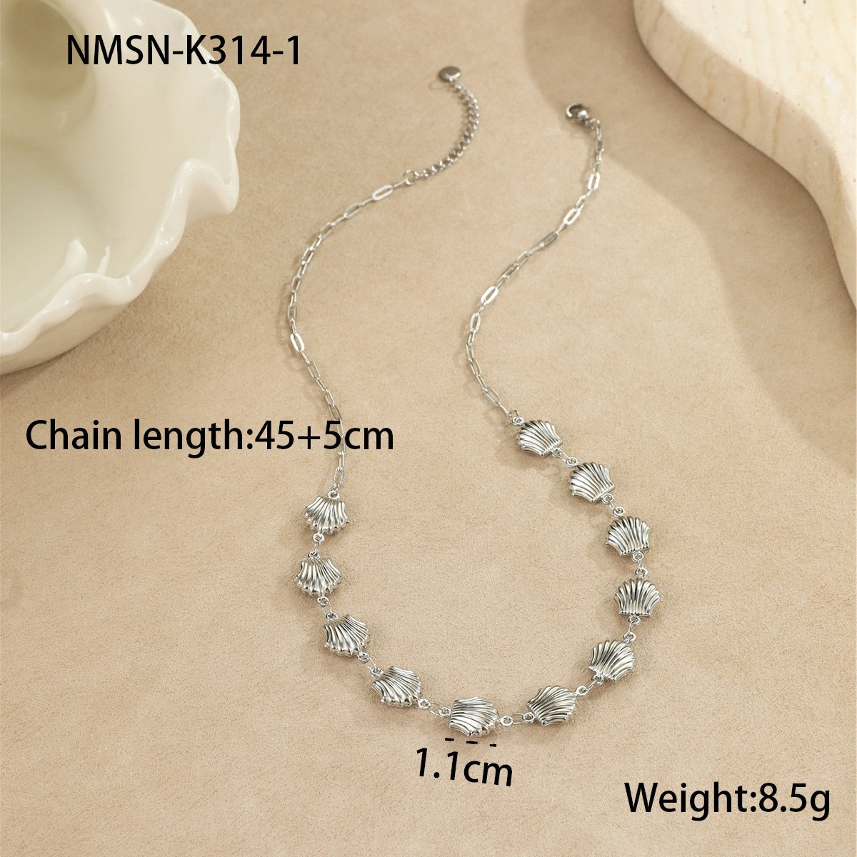 Collar de acero inoxidable de 18 g con colgantes de concha de estrella de mar