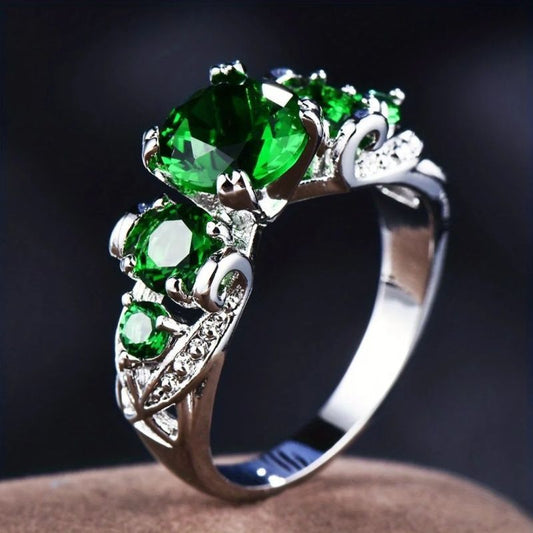 Anillo ovalado de circón verde de 18 g - Piedra sintética
