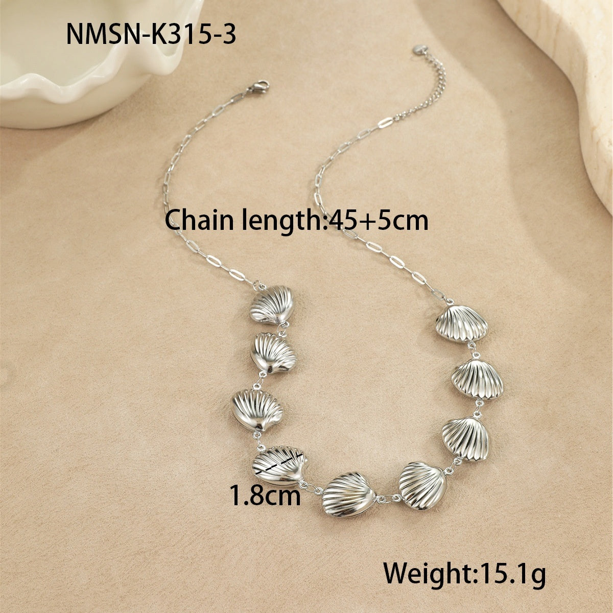 Collar de acero inoxidable de 18 g con colgantes de concha de estrella de mar